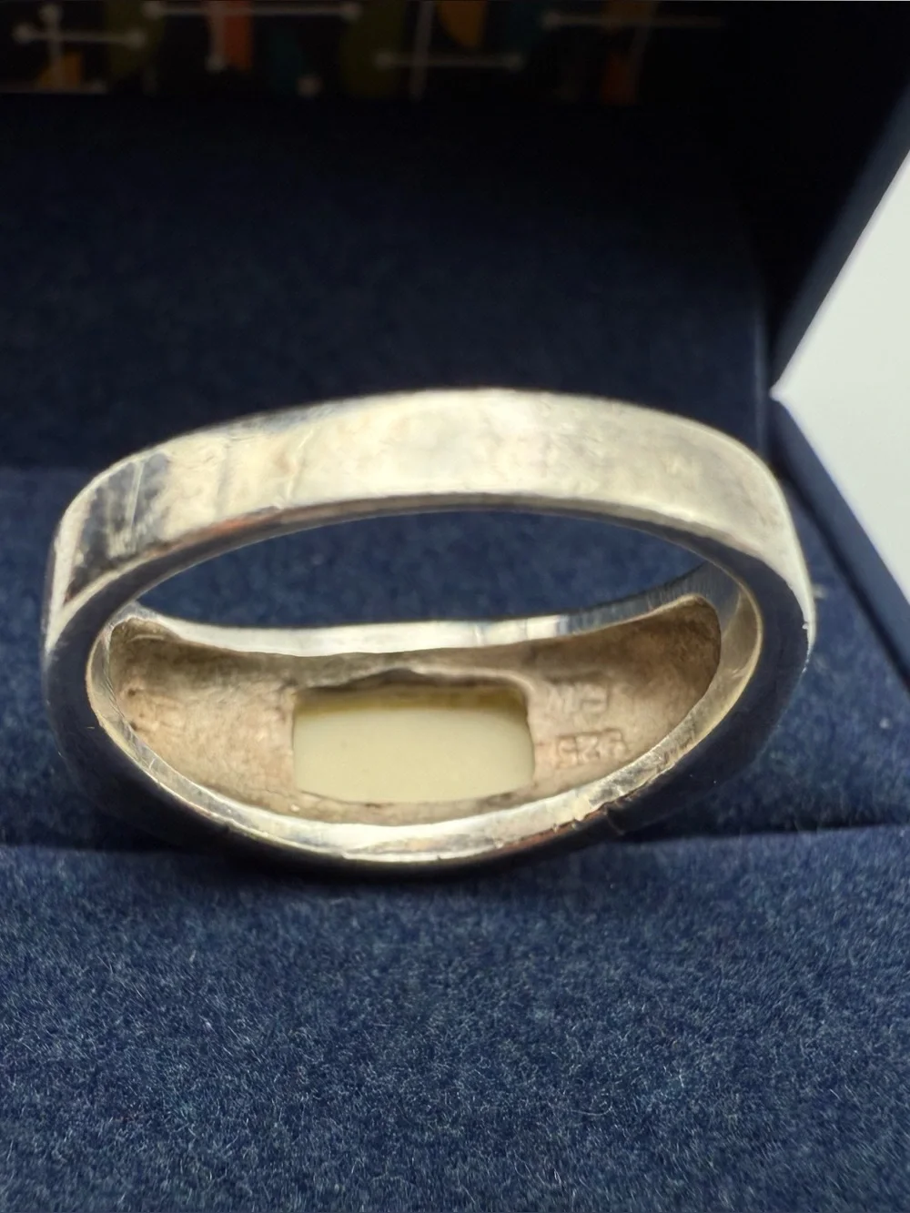 Cream White Stone Ring Sterling Silver 925 Vintage MCM size 6.5 Retro Thermoset